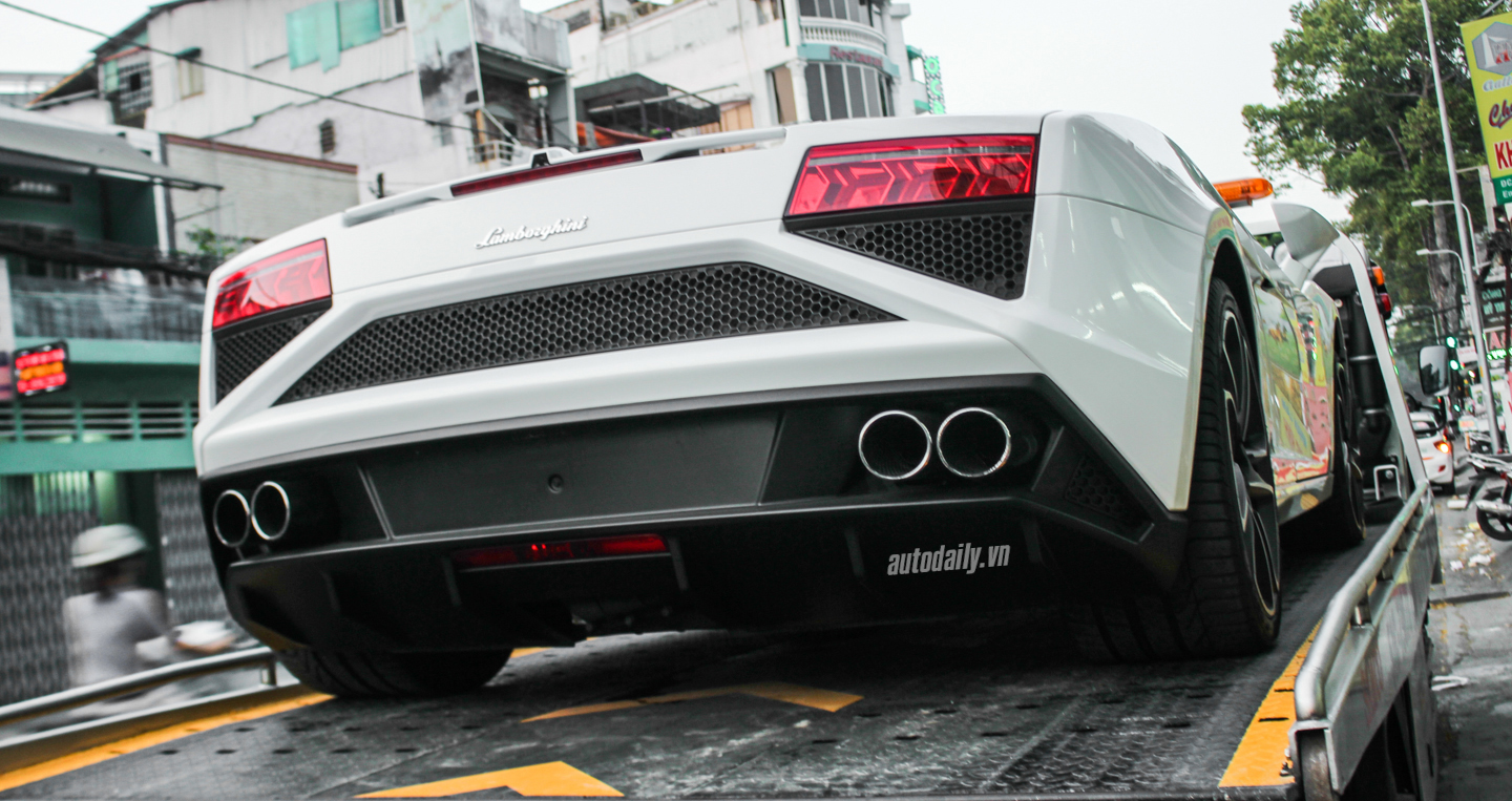 Ảnh chi tiết Lamborghini Gallardo LP-560-4 Spyder đầu tiên ở Việt Nam Lamborghini_Gallardo_LP560-4_Spyder (20).jpg