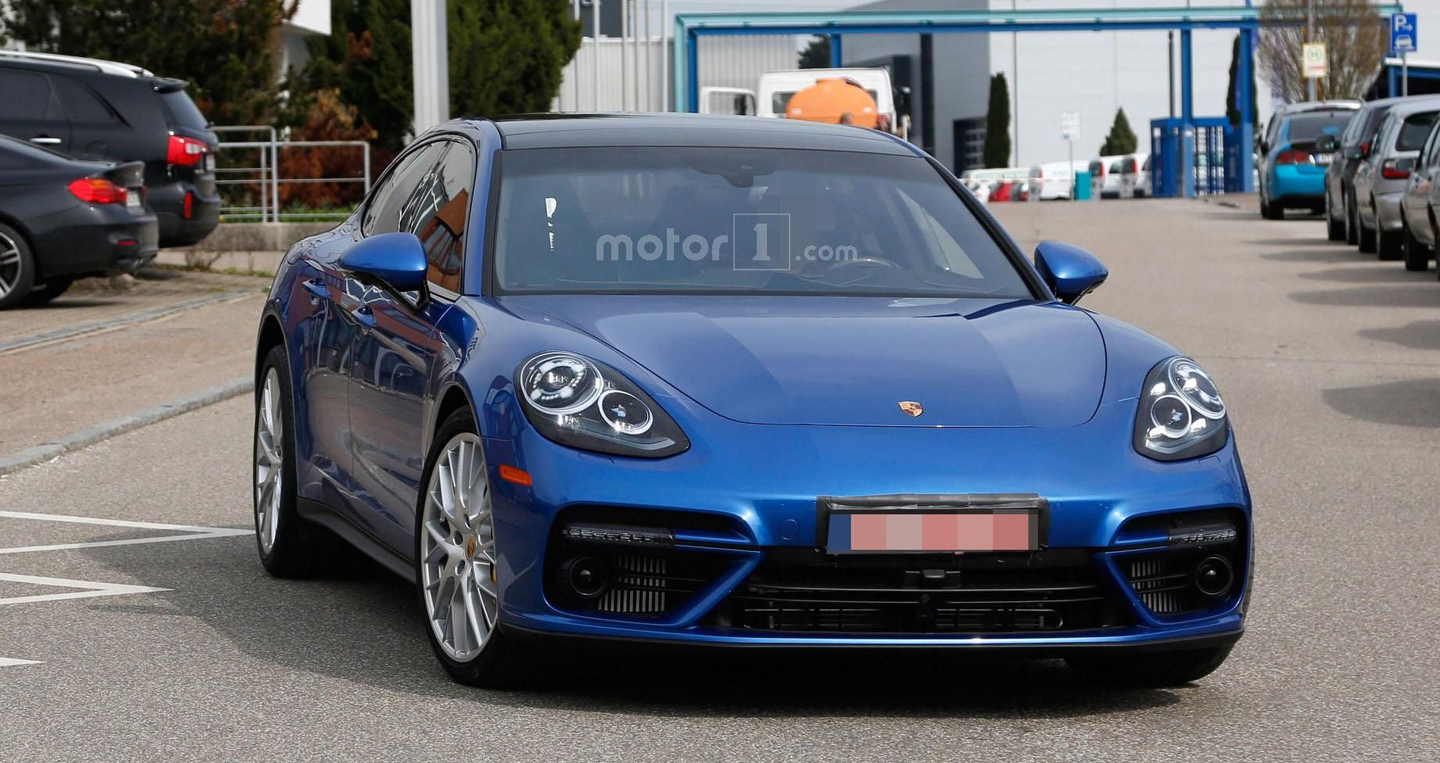 2017-porsche-panamera-spy-photo%20(7)%20copy.JPG