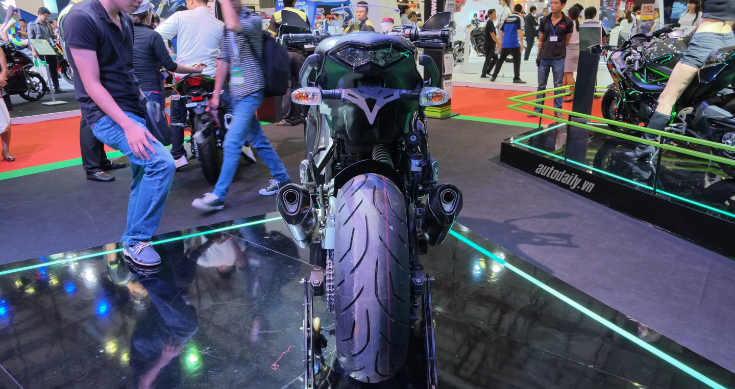 Xem thêm ảnh Kawasaki Ninja 1000 ABS 2016 Kawasaki_Ninja1000_ABS_2016 (7).jpg