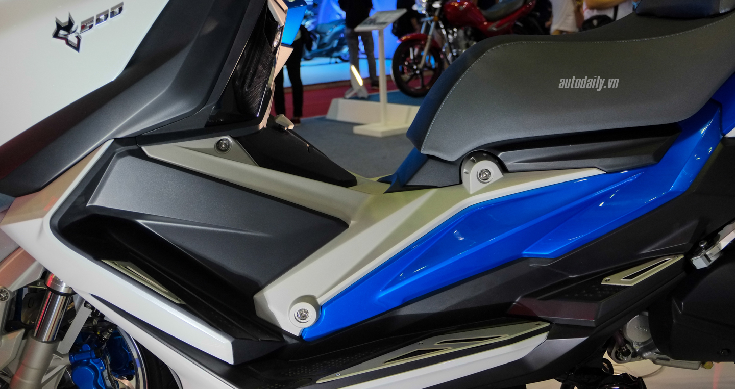 Xem thêm ảnh SYM Maxsym 500 Concept Sym_Maxsym_500 (20).jpg