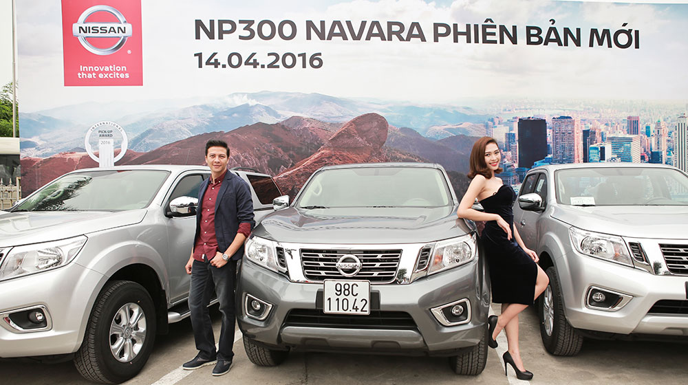 NP300-Navara-4x2-AT-7.jpg