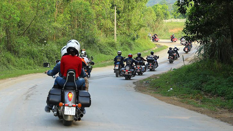 Chuyên gia Harley dạy kỹ năng lái môtô cho người Việt