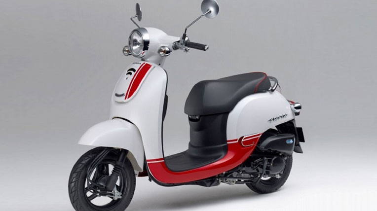 Xe tay ga 50 phân khối Honda Giorno giá 1900 USD cạnh tranh Yamaha Vino