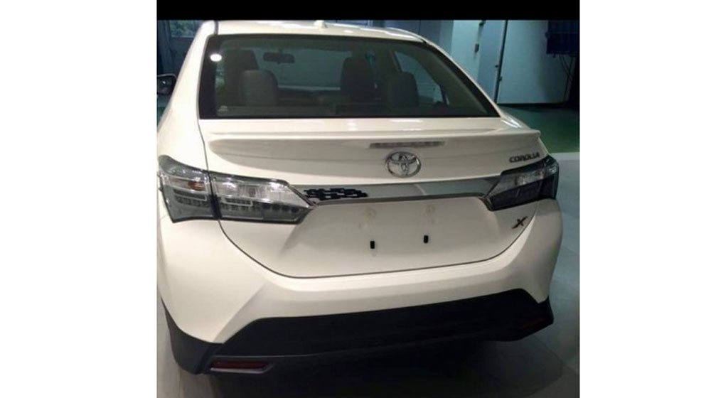 Bán Toyota Corolla Altis 18G 2016