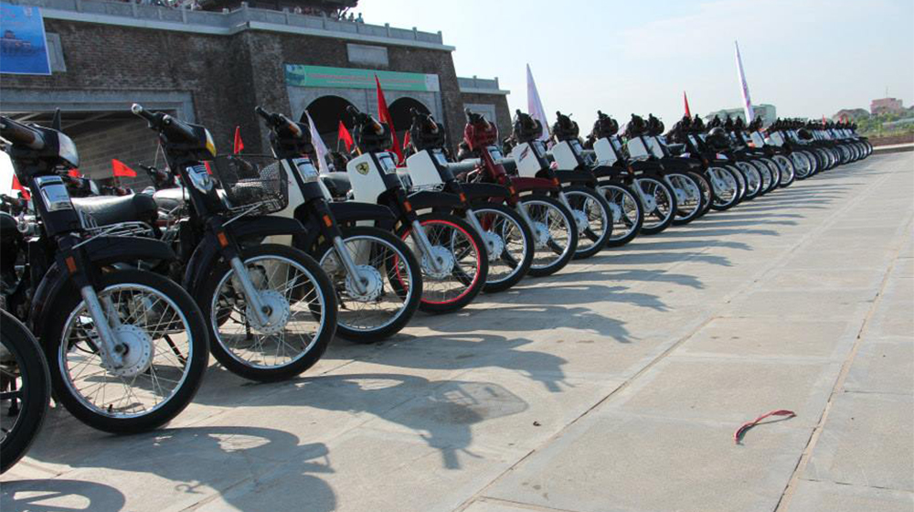 Hàng trăm xe Honda Dream khuấy động đường phố Ninh Bình