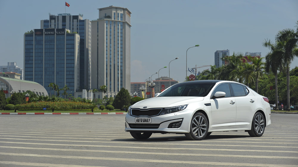  Kia Optima: una nueva mirada a los automóviles coreanos