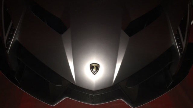 Lamborghini Veneno cũ được rao bán với giá 11,1 triệu USD