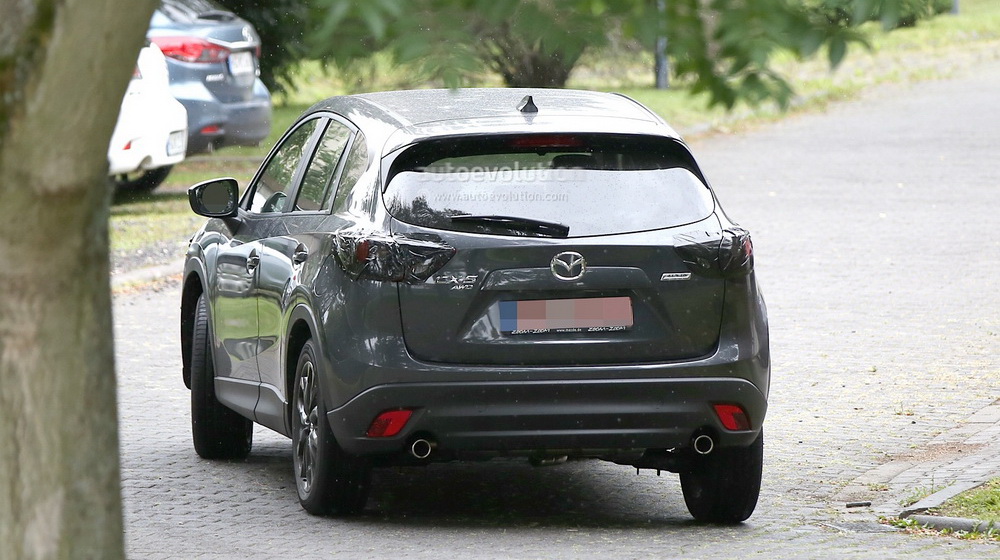 Mazda CX-5 2016 trong quá trình chạy thử