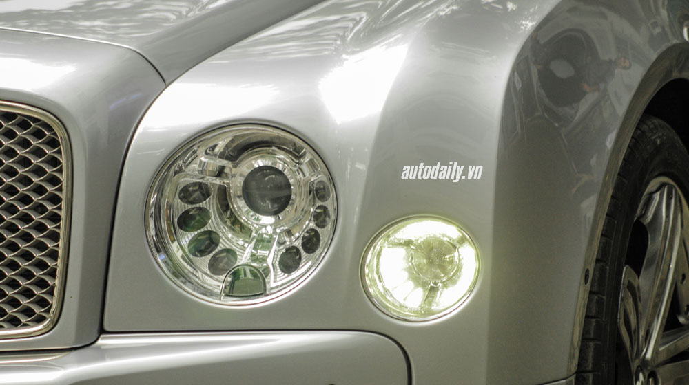 Chi tiết Bentley Mulsanne Le Mans Limited Edition trên phố Việt